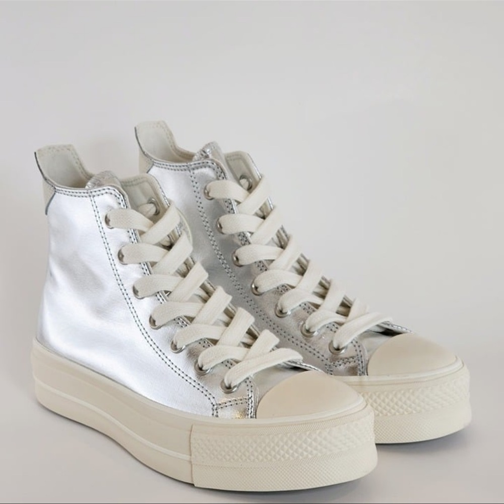 Metallic silver Converse size 9 NWT